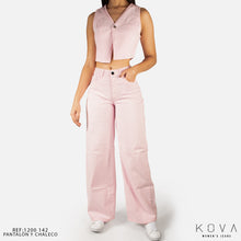 Cargar imagen en el visor de la galería, Set Pantalón Recto y Chaleco Rosado – Ref. 1200-142