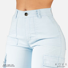 Cargar imagen en el visor de la galería, CARGO PANTS AZUL BEBE 1200-129