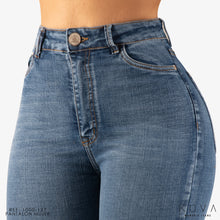 Cargar imagen en el visor de la galería, JEAN SKINNY STRETCH TIRO ALTO 1000-127
