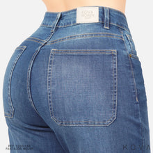 Cargar imagen en el visor de la galería, Pantalón Jean Bota Recta  – REF 1200-156
